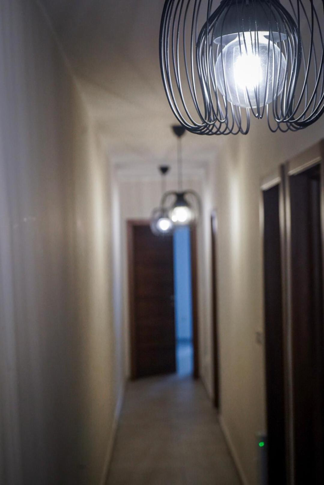 Lovely Holiday Home Next To Bus Terminus Сейнт Полс Бей Екстериор снимка